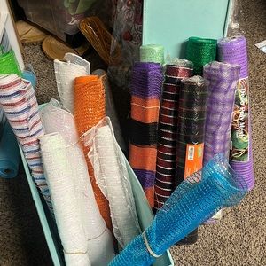 21 in. X 10 yds. 6 brand new 7 remnants various colors